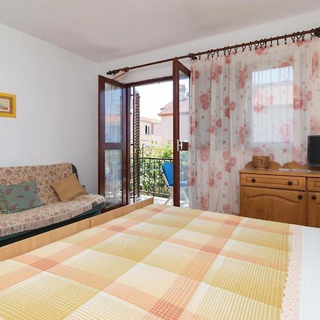 Nice Apartment In Zadar With Wifi ภายนอก รูปภาพ