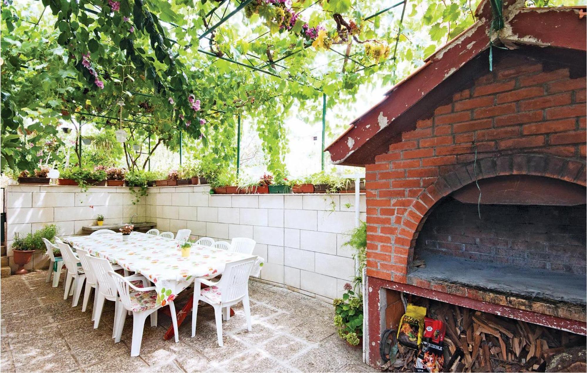 Nice Apartment In Zadar With Wifi ภายนอก รูปภาพ