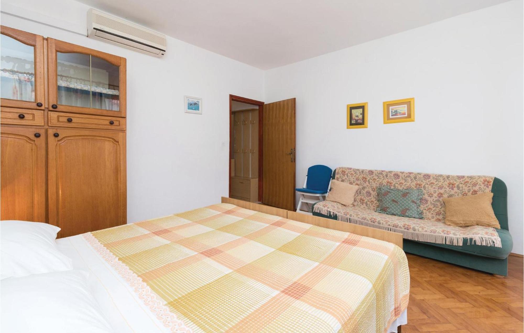 Nice Apartment In Zadar With Wifi ภายนอก รูปภาพ