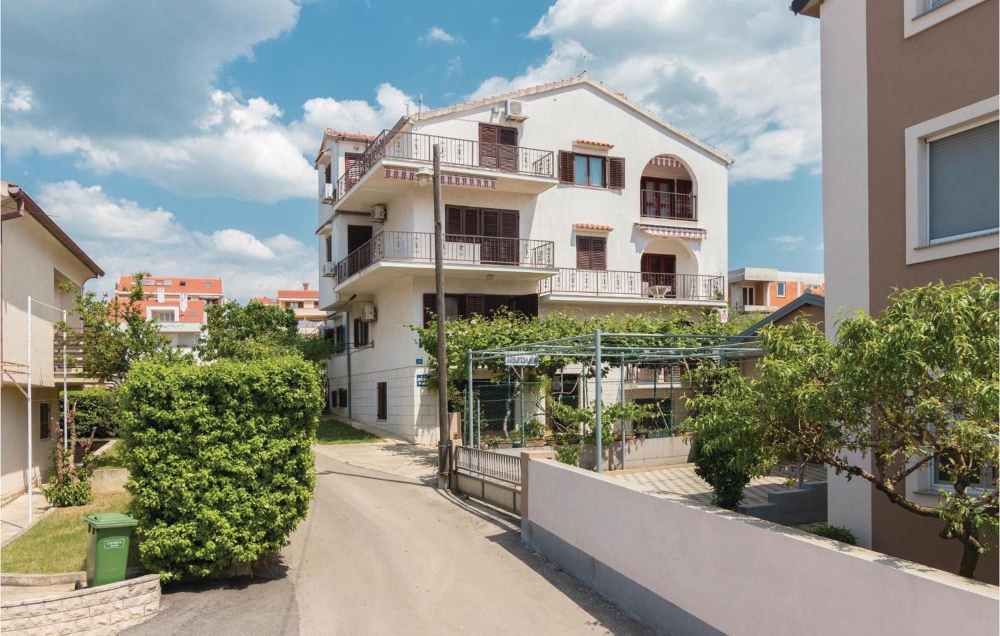Nice Apartment In Zadar With Wifi ภายนอก รูปภาพ