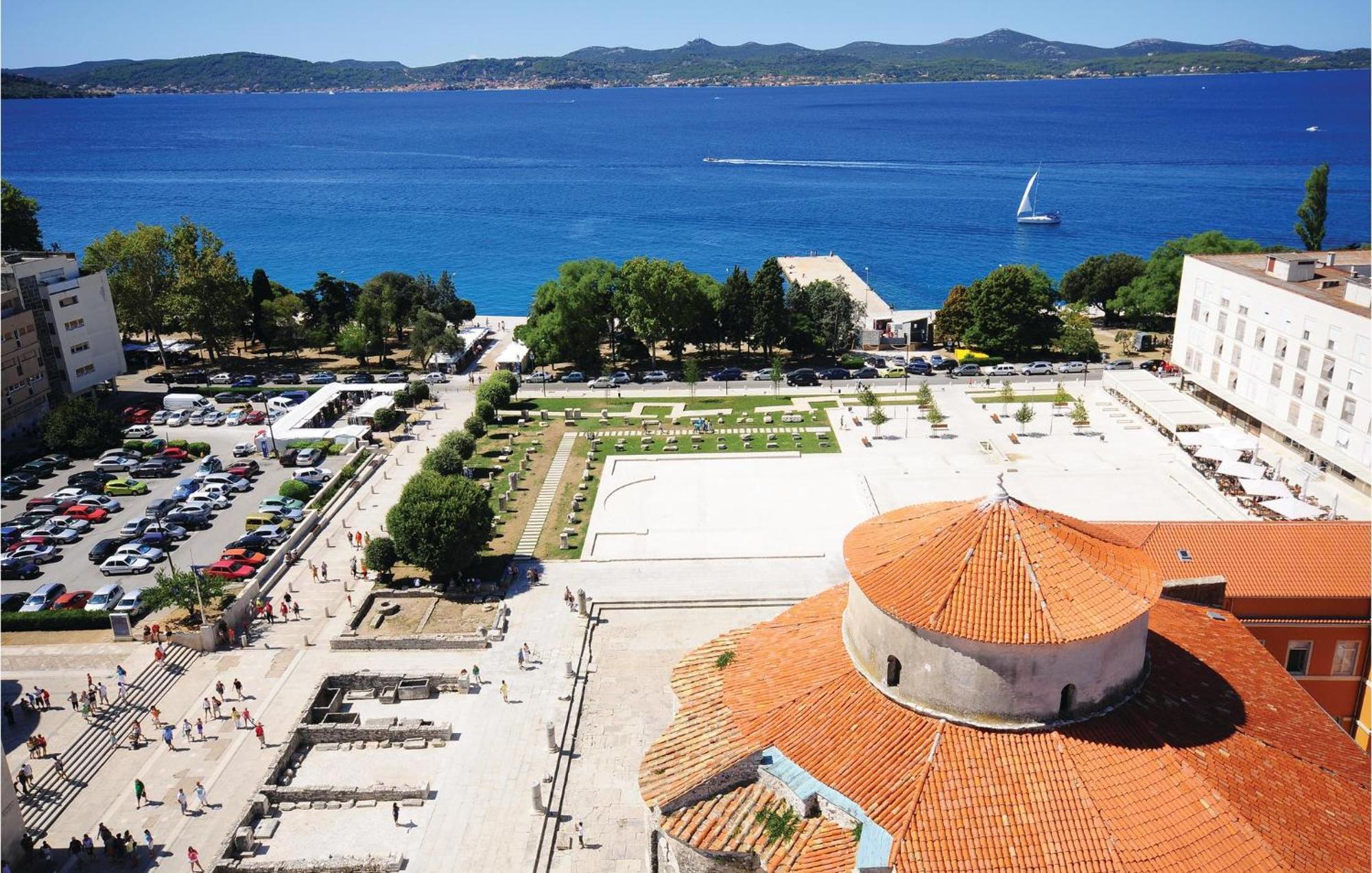 Nice Apartment In Zadar With Wifi ภายนอก รูปภาพ